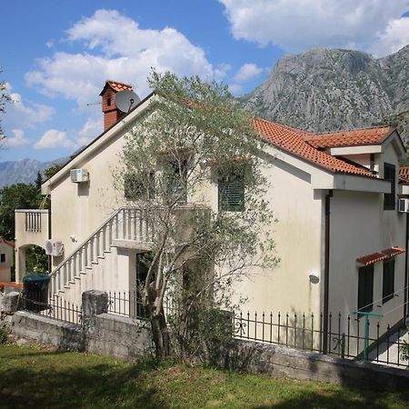 Apartmani Dijana 2 Kotor Zewnętrze zdjęcie