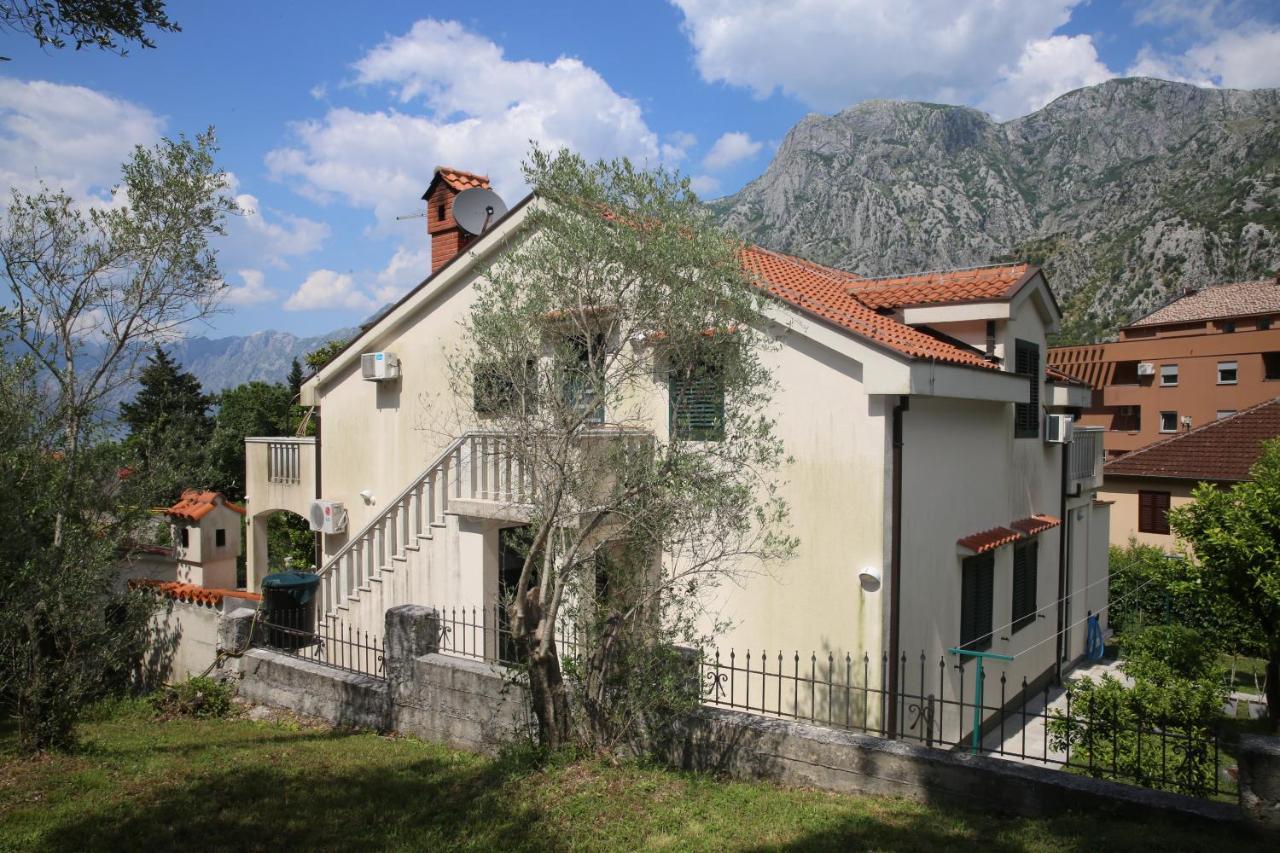 Apartmani Dijana 2 Kotor Zewnętrze zdjęcie